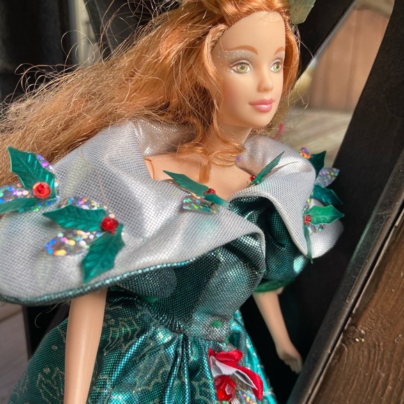 Green Eyed Redhead Barbie in Christmas Holly Gown - Picture 5 of 10